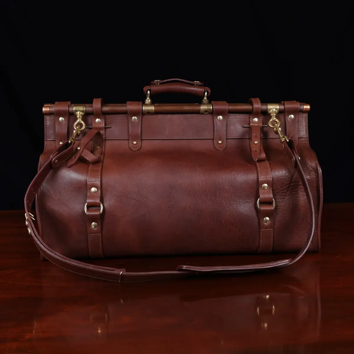 Gunnar Leather Military Style Duffle Bag » Gadget Flow