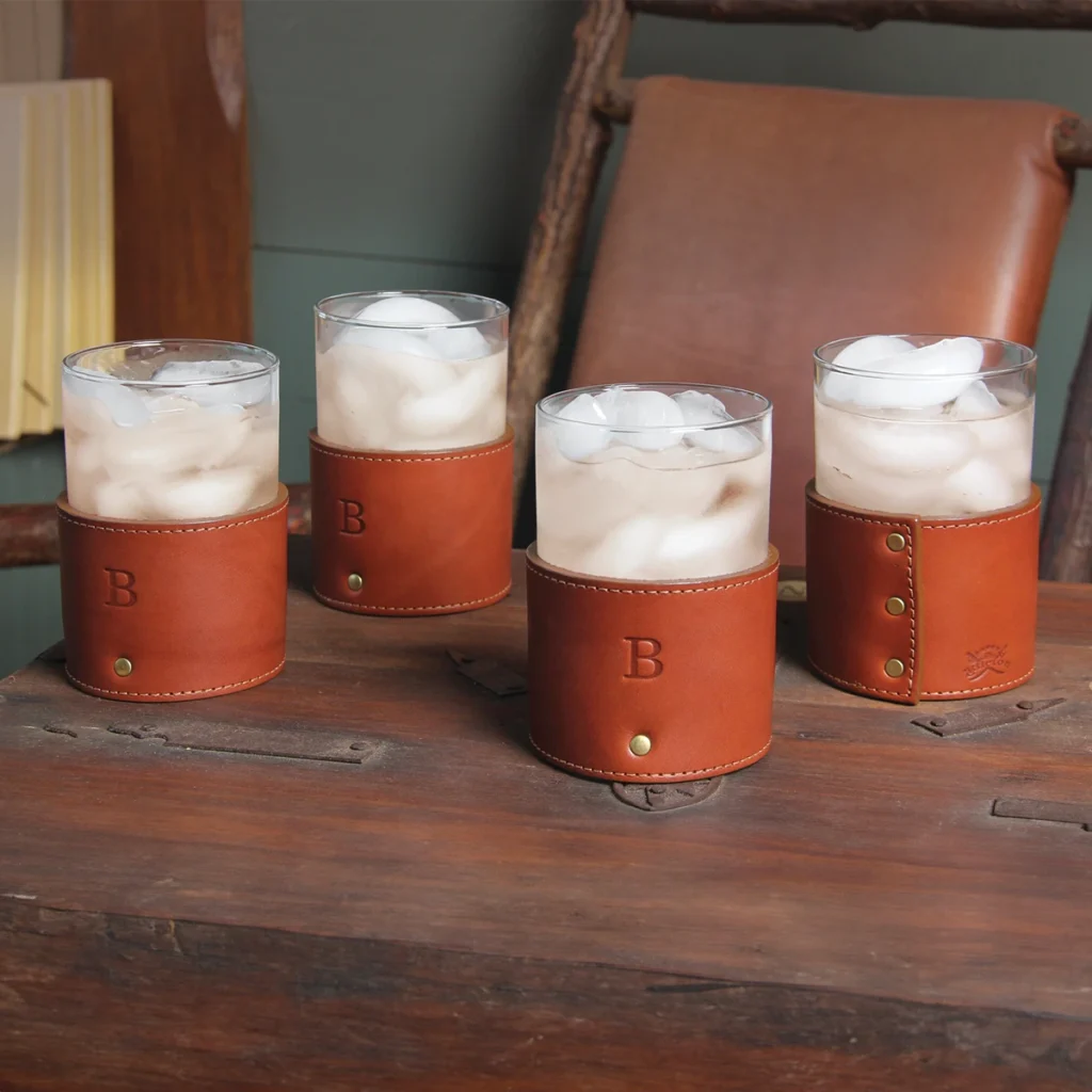 drink and ice in brown leather veranda glasses set