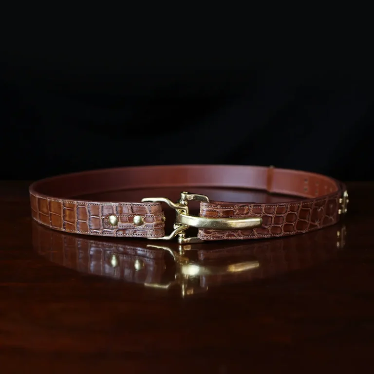 No. 5 Cinch Belt in brown American Alligator and brass buckle - ID 002 - front view on black background