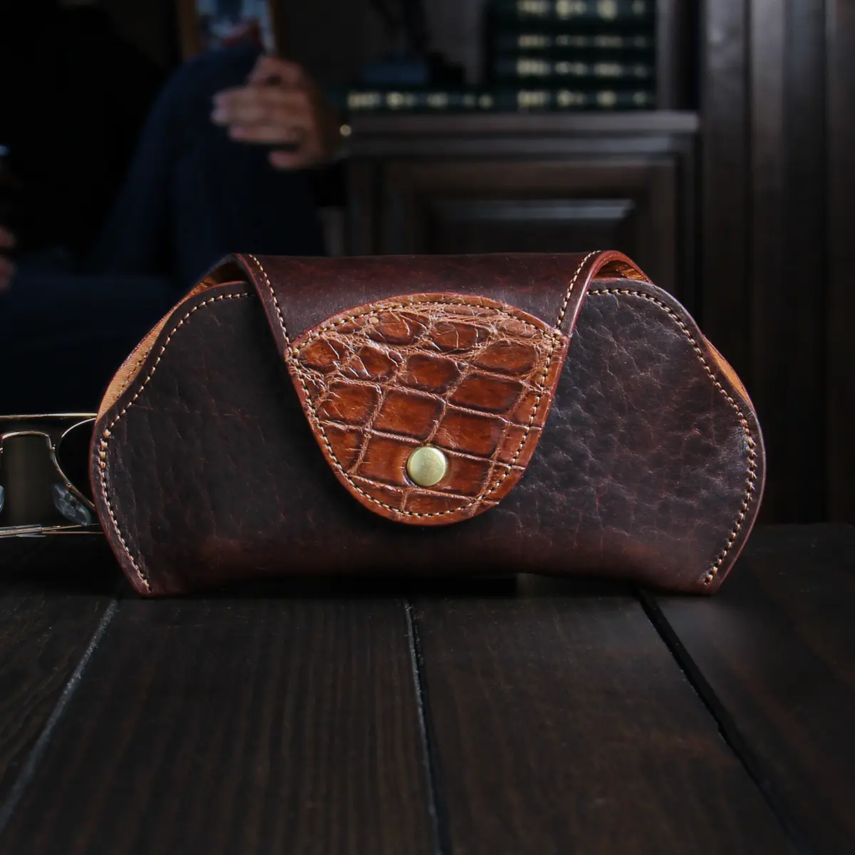Vegetable tanned luxury Leather glasses case