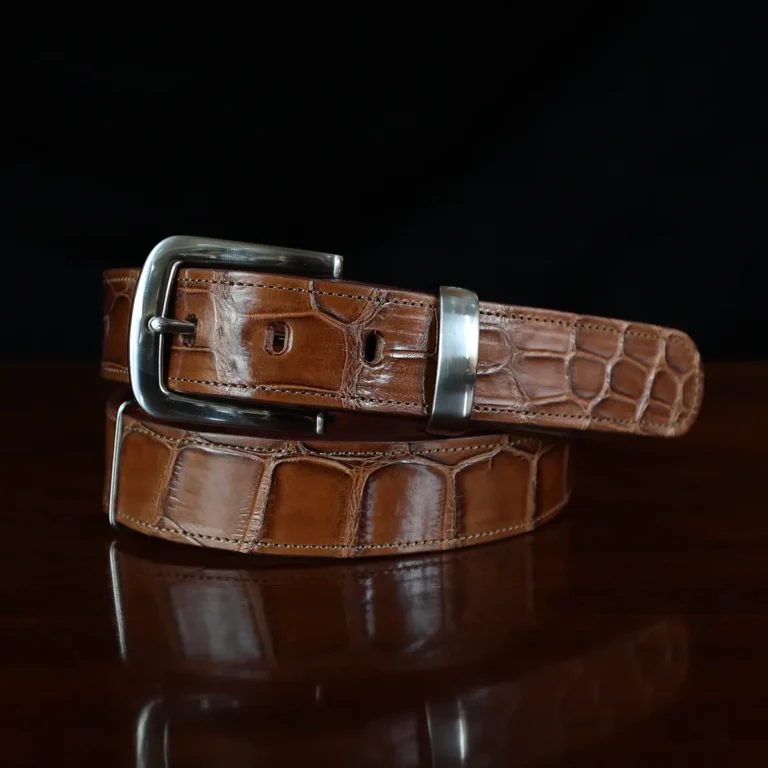 No. 4 Belt in American Alligator showing the front coiled view - CB4L-A-002