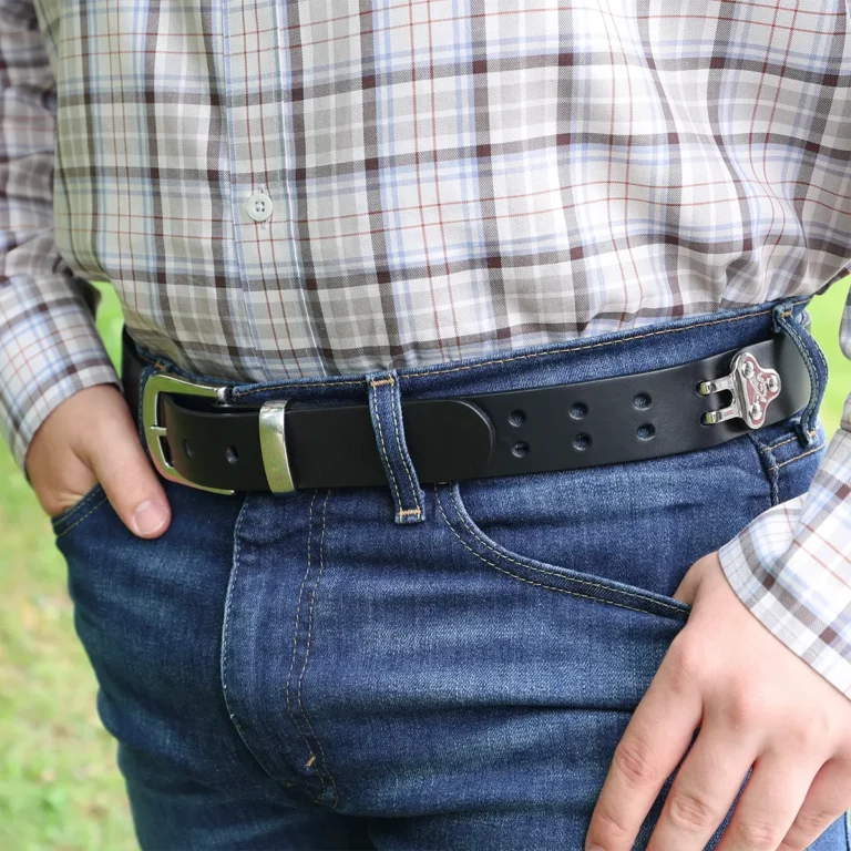 mean wearing no4 black leather belt with nickel hardware
