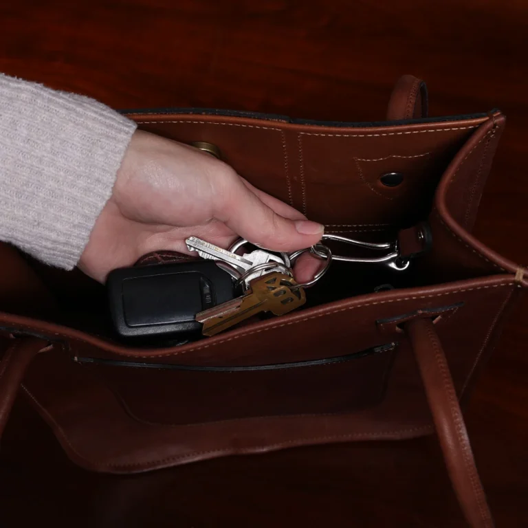 full grain leather tote with american steerhide and american buffalo with a pocket and handles